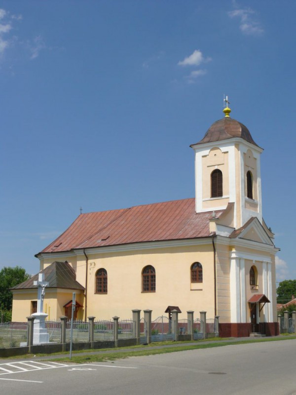 romai-katolikus-templom-csenger